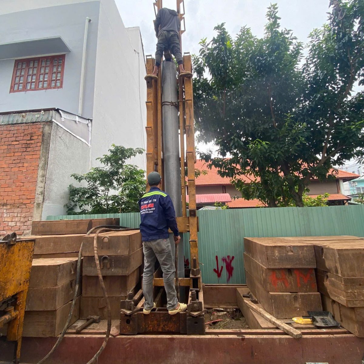 z6729320850371_6f0b6bb61a6e087c880bfd903b70116a